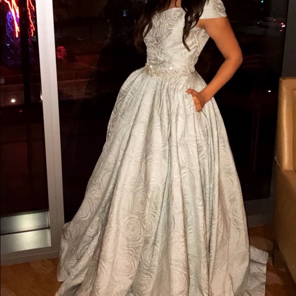 Terani Couture